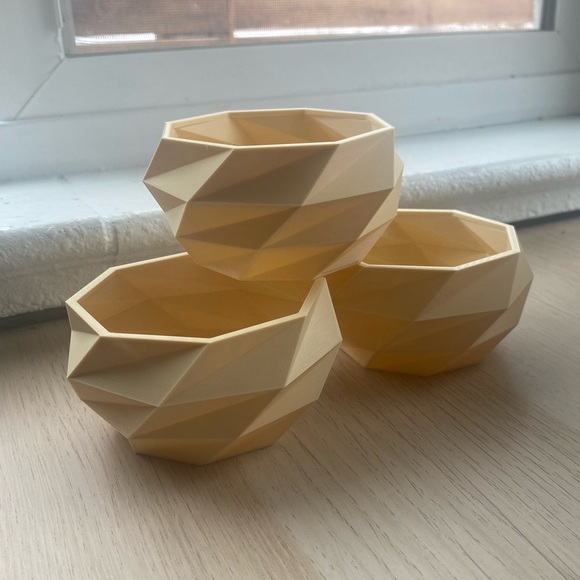 Set of 3 - 3D printed Cactus Succulent Pots in Sand - Picture 1 of 6